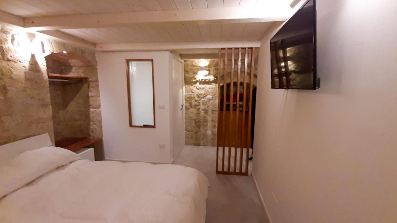 B&B Il Castello Suite Джовінаццо Екстер'єр фото